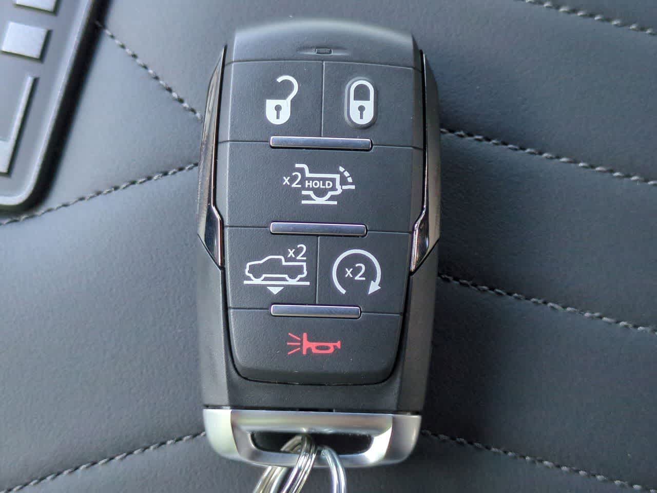 2026 RAM Ram 1500 RAM 1500 LIMITED CREW CAB 4X4 5'7' BOX