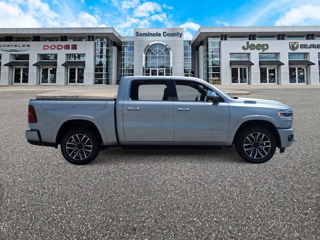 2026 RAM Ram 1500 RAM 1500 LIMITED CREW CAB 4X4 5'7' BOX