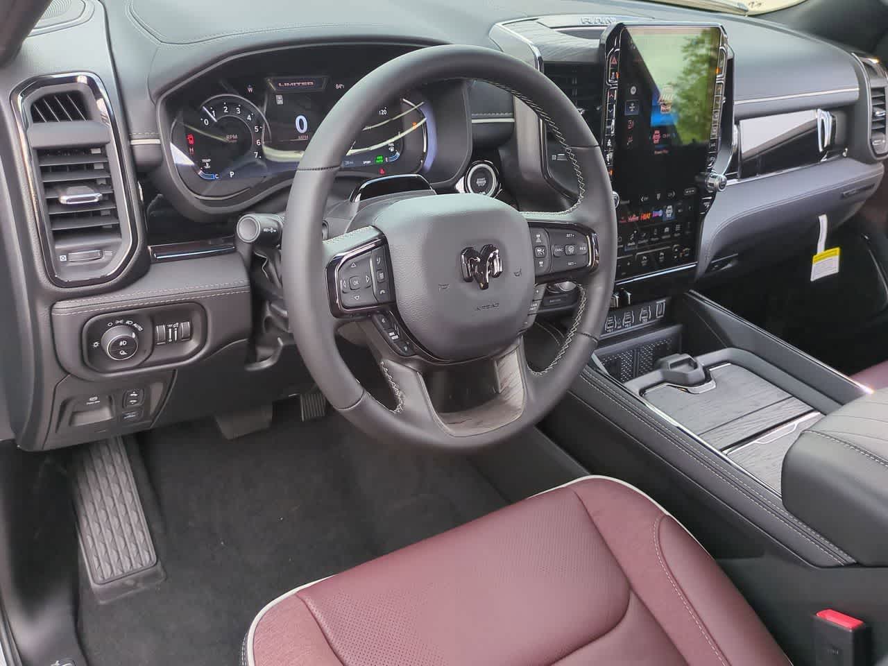 2026 RAM Ram 1500 RAM 1500 LIMITED CREW CAB 4X4 5'7' BOX