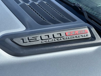 RAM 1500 de 2027, RAM 1500 LIMITED, cabina doble, 4x4, caja de 5'7'