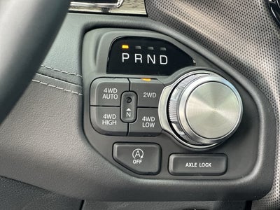 RAM 1500 de 2027, RAM 1500 LIMITED, cabina doble, 4x4, caja de 5'7'