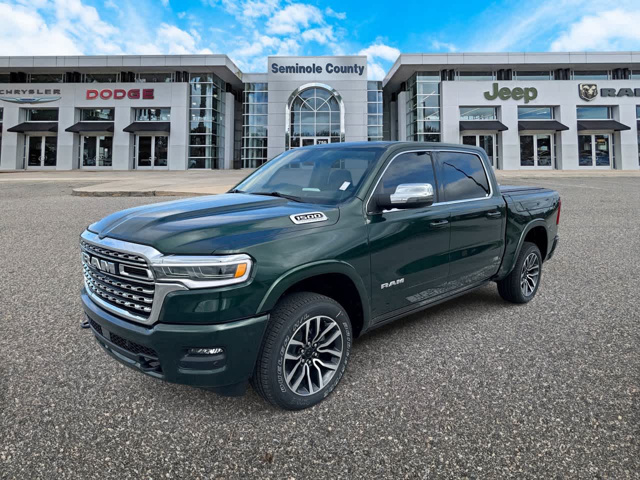RAM 1500 de 2027, RAM 1500 LIMITED LONGHORN, cabina doble, 4x4, caja de 5'7'