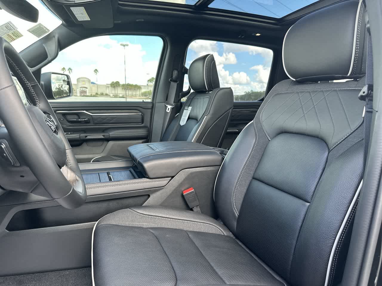 RAM 1500 de 2027, RAM 1500 LIMITED, cabina doble, 4x4, caja de 5'7'