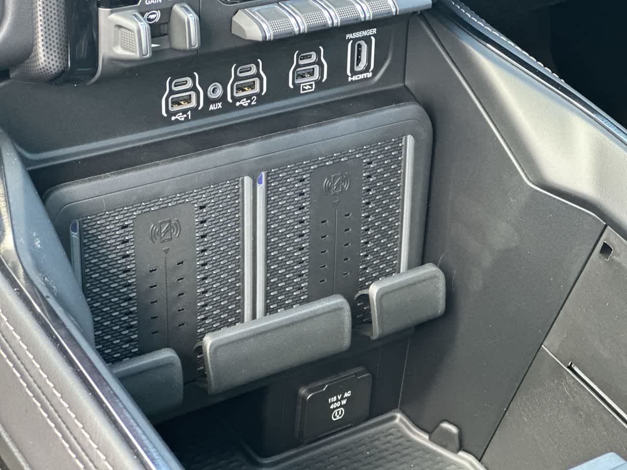RAM 1500 de 2027, RAM 1500 LIMITED, cabina doble, 4x4, caja de 5'7'