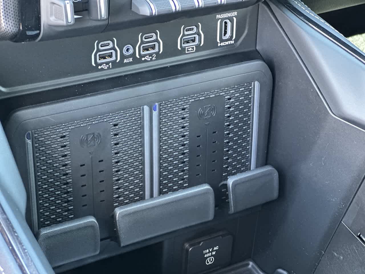 RAM 1500 de 2027, RAM 1500 LIMITED, cabina doble, 4x4, caja de 5'7'