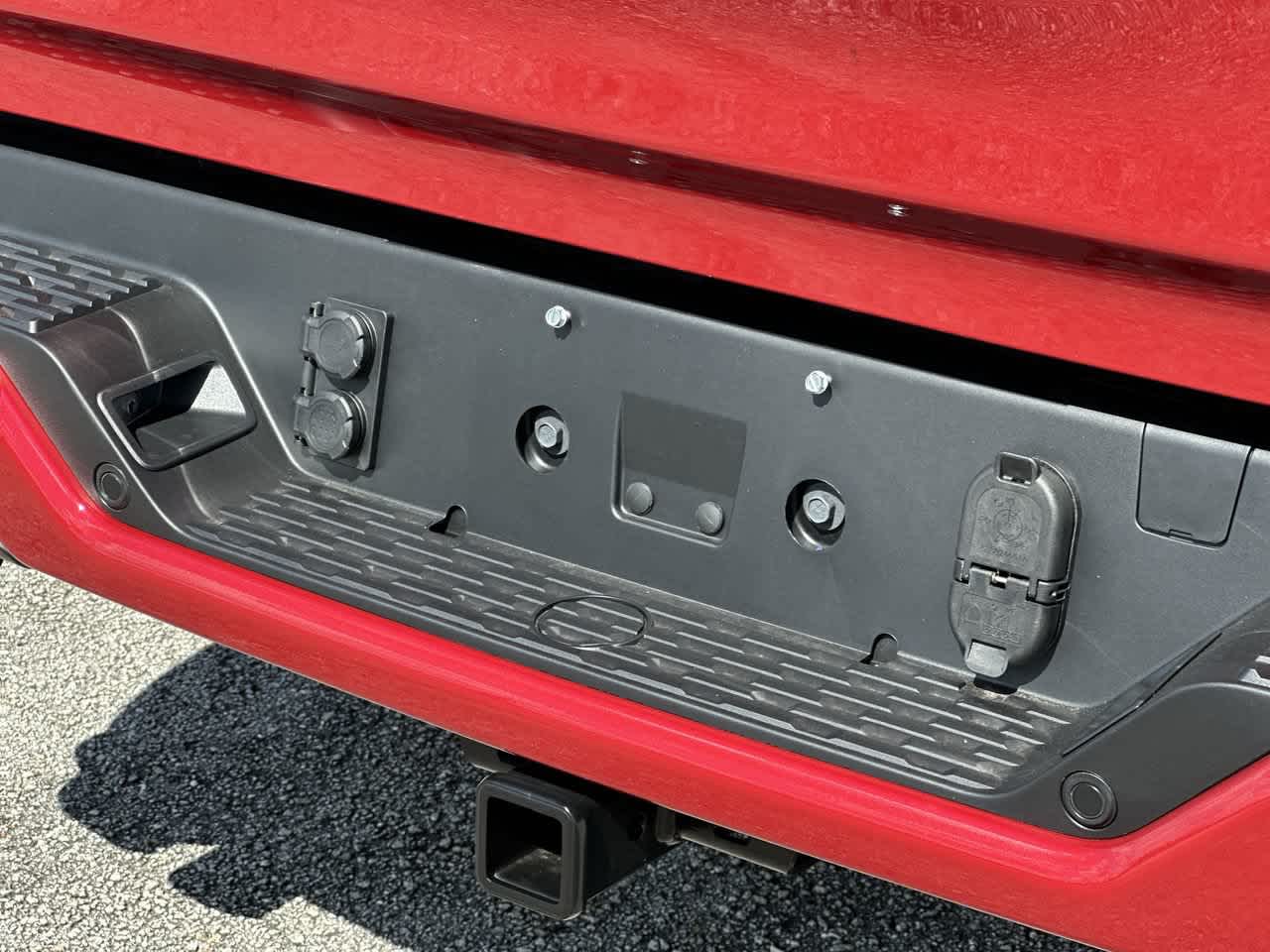 RAM 1500 de 2027, RAM 1500 LIMITED, cabina doble, 4x4, caja de 5'7'