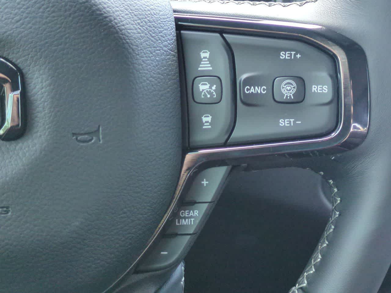 2026 RAM Ram 1500 RAM 1500 LIMITED CREW CAB 4X4 5'7' BOX