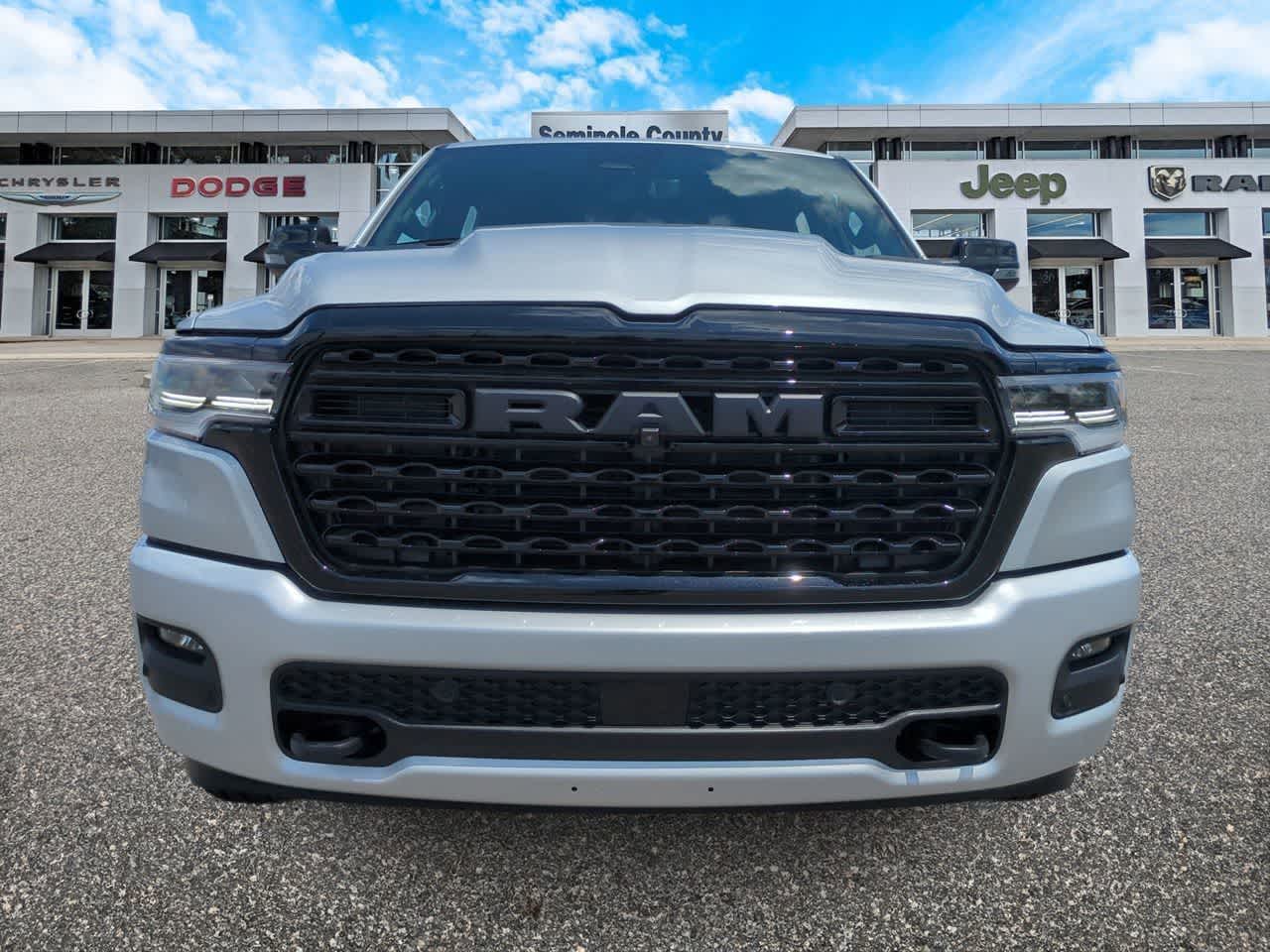 2026 RAM Ram 1500 RAM 1500 LIMITED CREW CAB 4X4 5'7' BOX