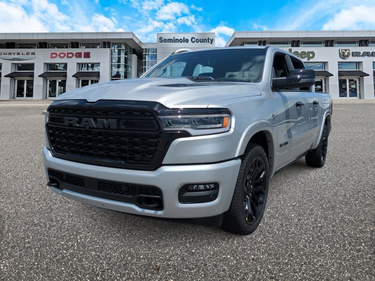 2026 RAM Ram 1500 RAM 1500 LIMITED CREW CAB 4X4 5'7' BOX