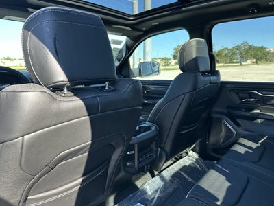 RAM 1500 de 2027, RAM 1500 LIMITED, cabina doble, 4x4, caja de 5'7'