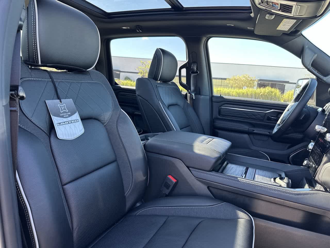 RAM 1500 de 2027, RAM 1500 LIMITED, cabina doble, 4x4, caja de 5'7'