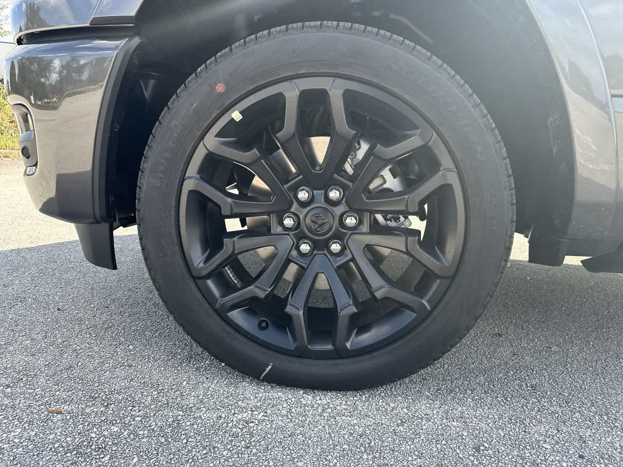 RAM 1500 de 2027, RAM 1500 LIMITED, cabina doble, 4x4, caja de 5'7'