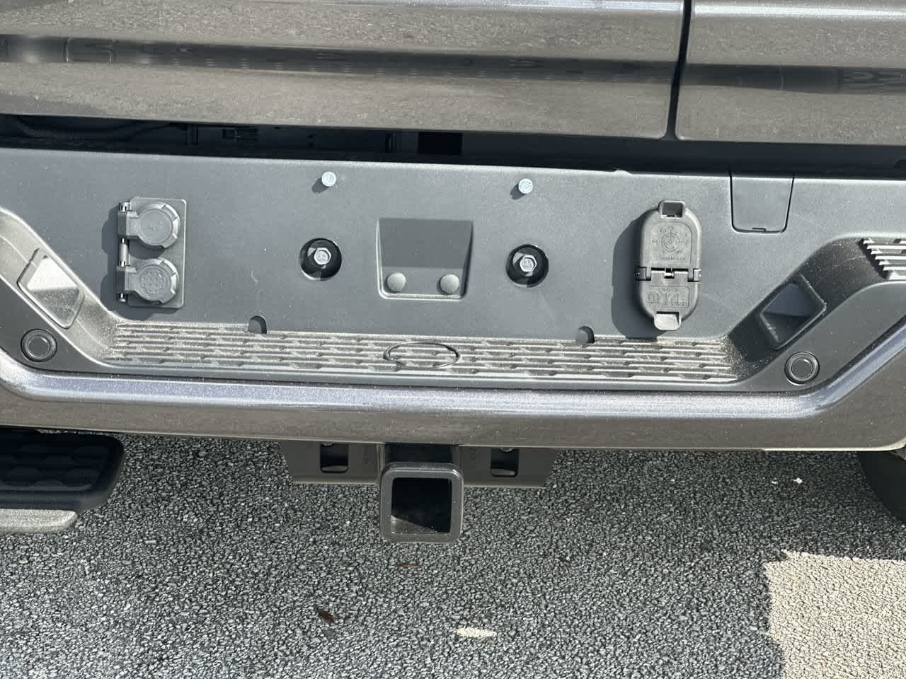 RAM 1500 de 2027, RAM 1500 LIMITED, cabina doble, 4x4, caja de 5'7'