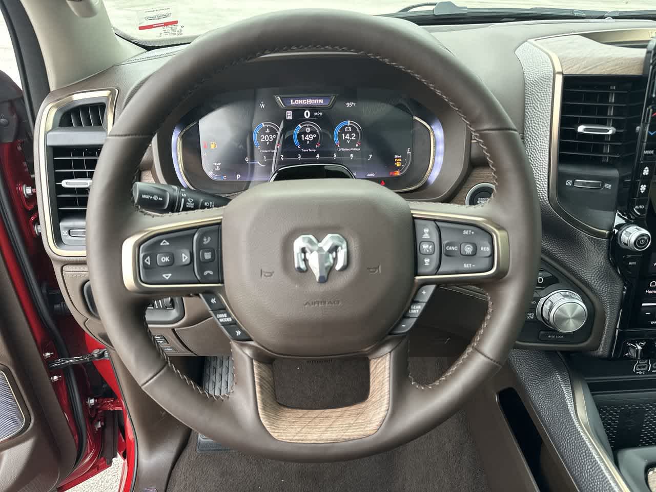 RAM 1500 de 2027, RAM 1500 LIMITED LONGHORN, cabina doble, 4x4, caja de 5'7'