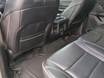 RAM 1500 Limited Crew Cab 4x4 de 2024 con caja de 1,70 m