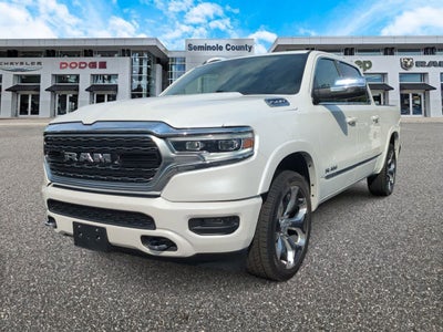 RAM 1500 Limited Crew Cab 4x4 de 2024 con caja de 1,70 m