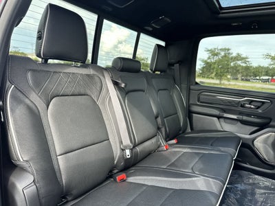 RAM 1500 de 2027, RAM 1500 LIMITED, cabina doble, 4x4, caja de 5'7'