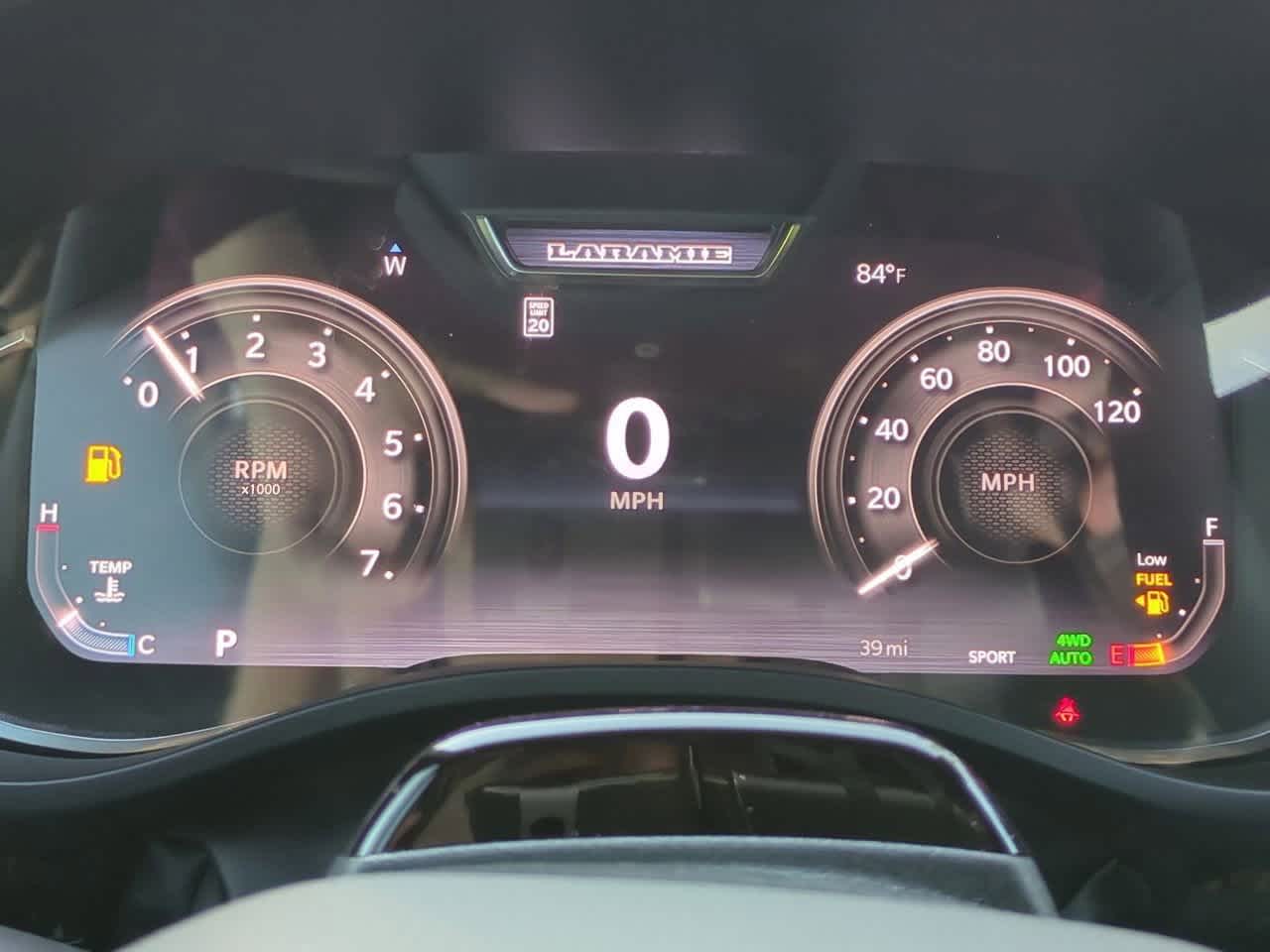 2026 RAM Ram 1500 RAM 1500 LARAMIE CREW CAB 4X4 5'7' BOX