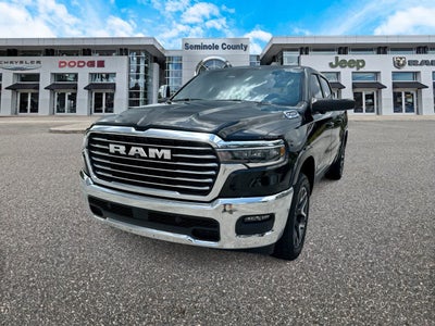 2025 RAM 1500 Laramie Cabina Doble 4x4 Caja de 5'7''