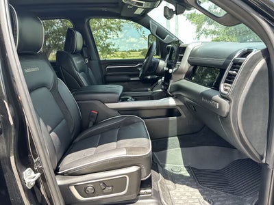 2025 RAM 1500 Laramie Cabina Doble 4x4 Caja de 5'7''