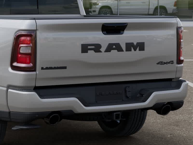 RAM 1500 de 2027, RAM 1500 LARAMIE, cabina doble, 4x4, caja de 5'7'