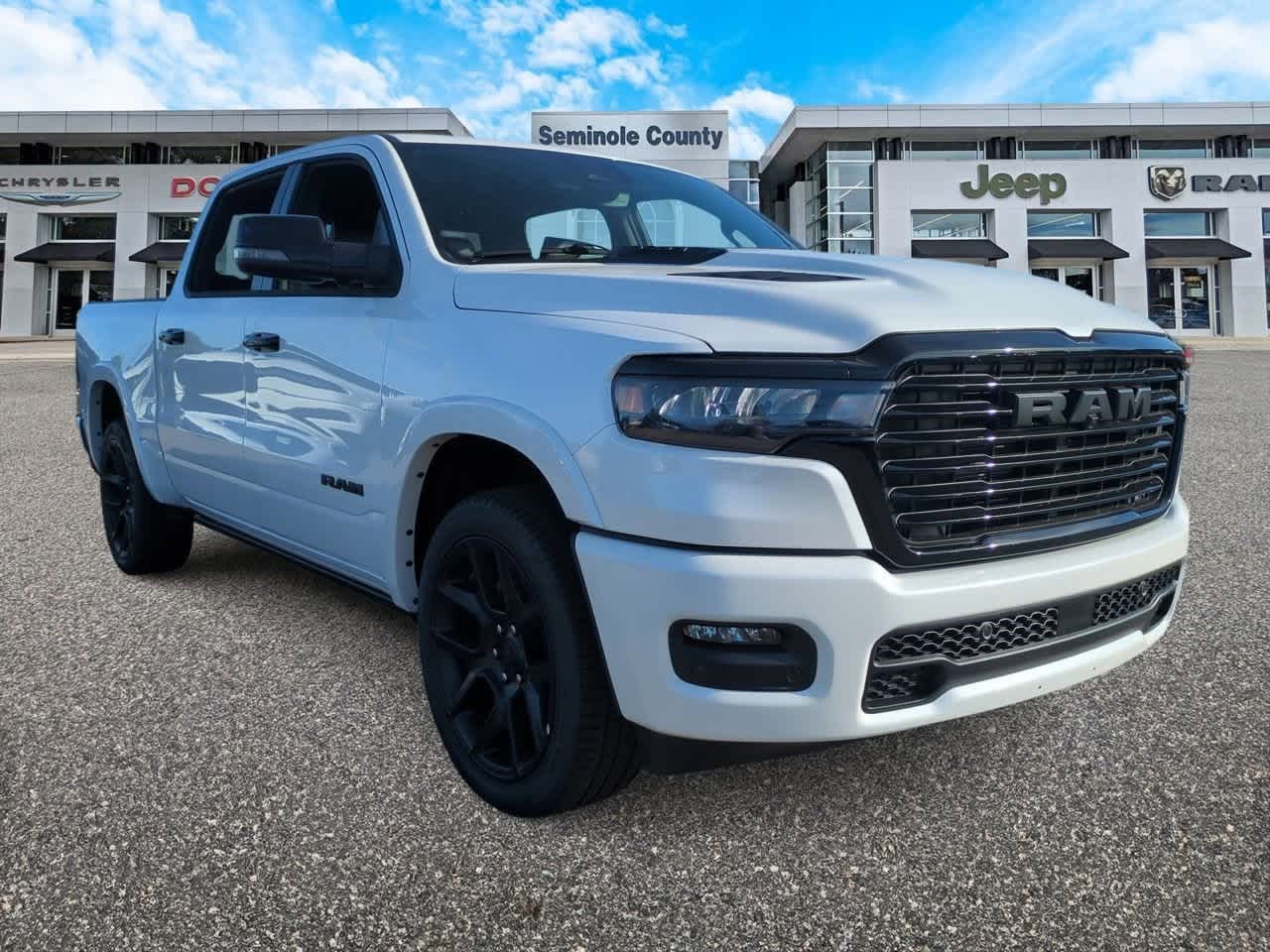 2026 RAM Ram 1500 RAM 1500 LARAMIE CREW CAB 4X4 5'7' BOX