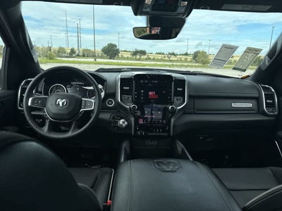 2025 RAM 1500 Laramie Cabina Doble 4x4 Caja de 5'7''