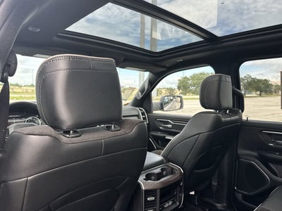 2025 RAM 1500 Laramie Cabina Doble 4x4 Caja de 5'7''