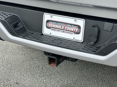 2025 RAM 1500 Laramie Cabina Doble 4x4 Caja de 5'7''