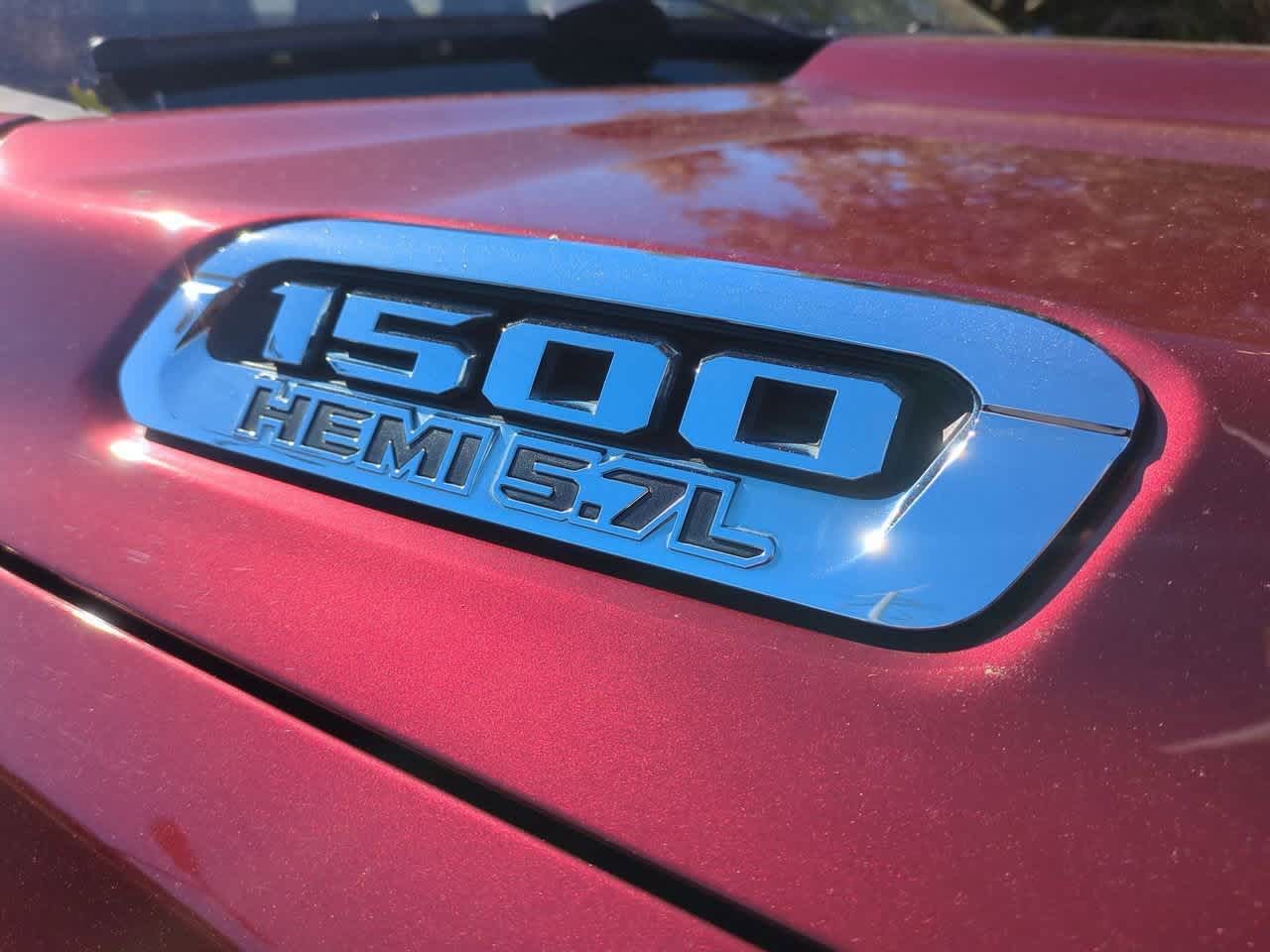 RAM 1500 Laramie Crew Cab 4x4 2019 con caja de 5'7''