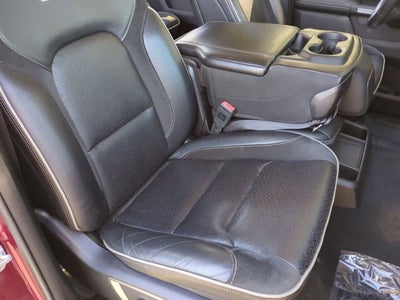 RAM 1500 Laramie Crew Cab 4x4 2019 con caja de 5'7''