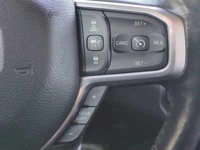 RAM 1500 Laramie Crew Cab 4x4 2019 con caja de 5'7''