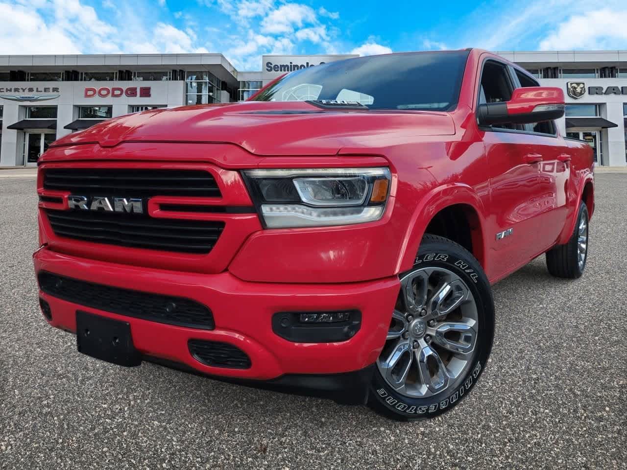 2022 RAM 1500 Laramie Cabina Doble 4x4 Caja de 5'7''