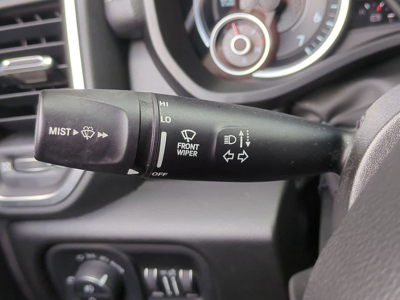 2022 RAM 1500 Laramie Cabina Doble 4x4 Caja de 5'7''