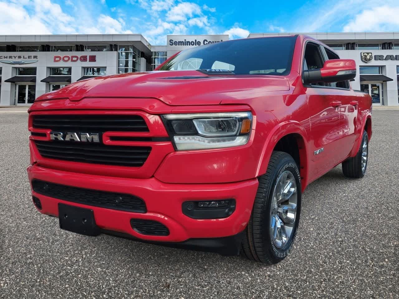 2022 RAM 1500 Laramie Cabina Doble 4x4 Caja de 5'7''
