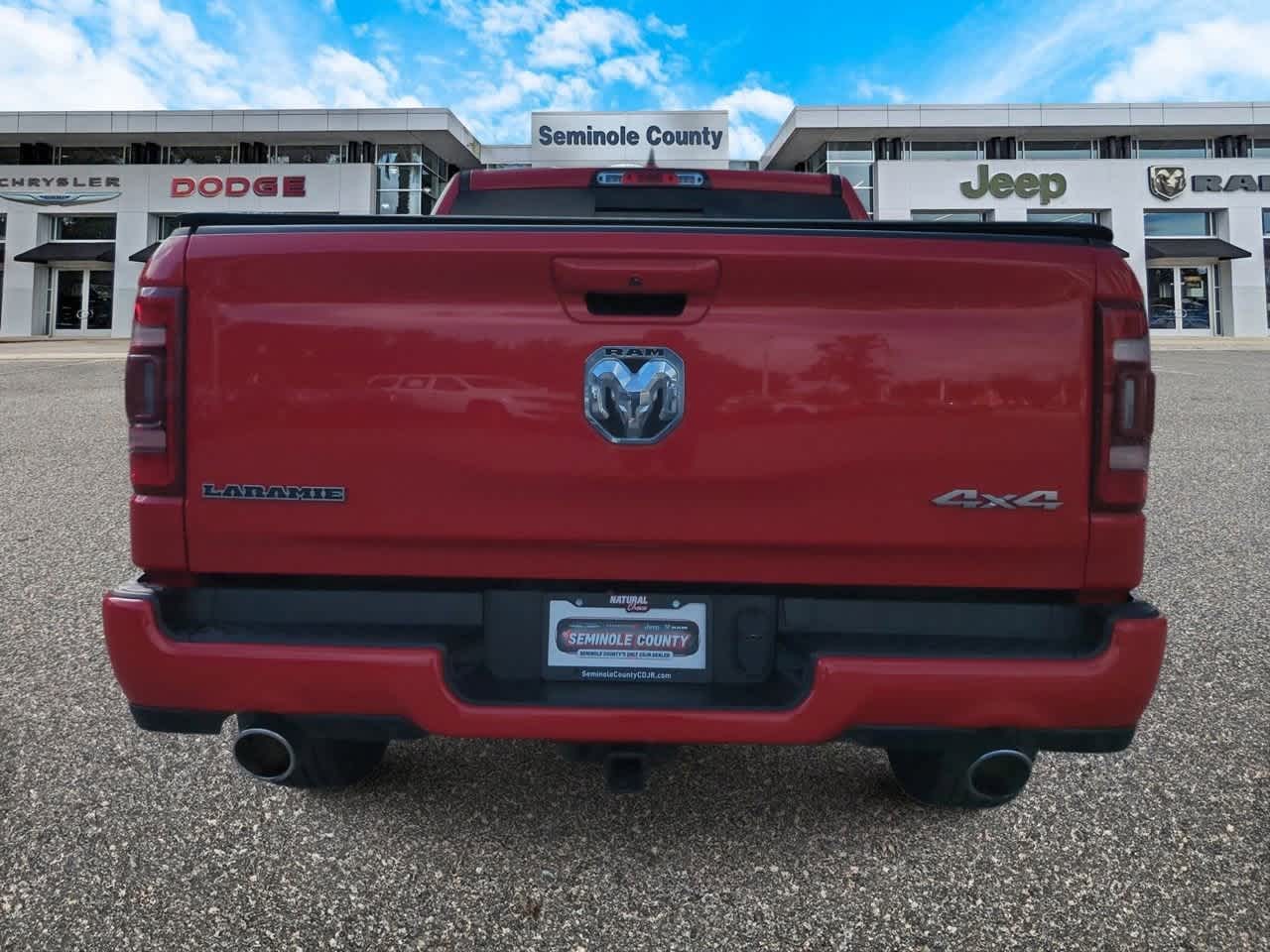 2022 RAM 1500 Laramie Cabina Doble 4x4 Caja de 5'7''