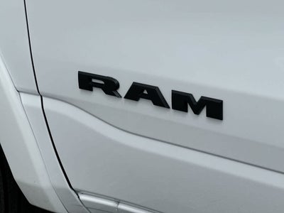 RAM 1500 de 2027, RAM 1500 LARAMIE, cabina doble, 4x4, caja de 5'7'