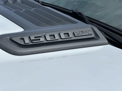RAM 1500 de 2027, RAM 1500 LARAMIE, cabina doble, 4x4, caja de 5'7'