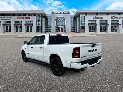 RAM 1500 de 2027, RAM 1500 LARAMIE, cabina doble, 4x4, caja de 5'7'