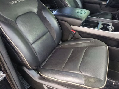 RAM 1500 Laramie Crew Cab 4x4 de 2021 con caja de 1,70 m