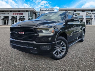 RAM 1500 Laramie Crew Cab 4x4 de 2021 con caja de 1,70 m