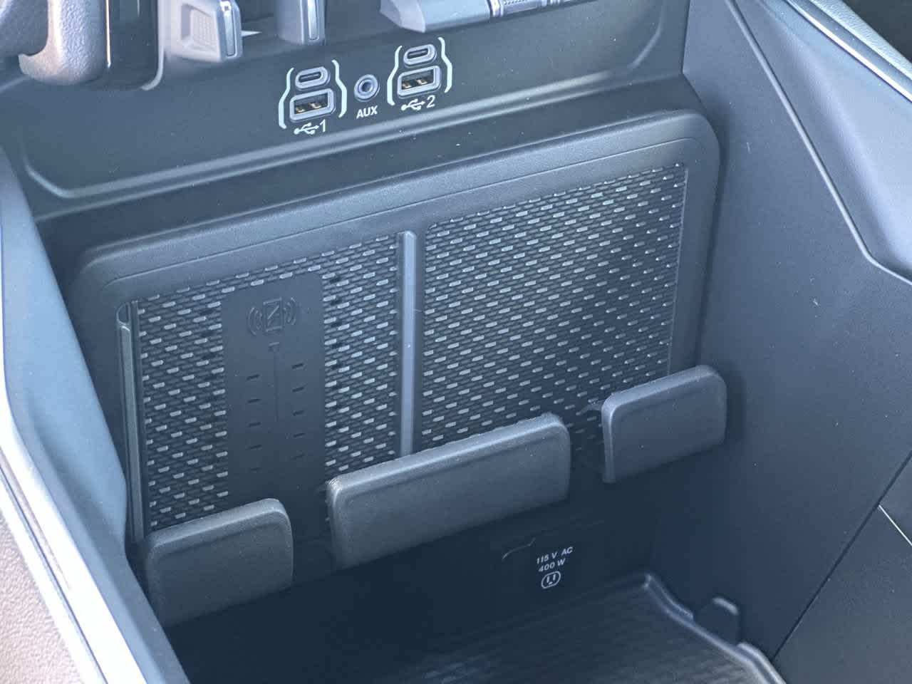 RAM 1500 de 2027, RAM 1500 LARAMIE, cabina doble, 4x4, caja de 5'7'