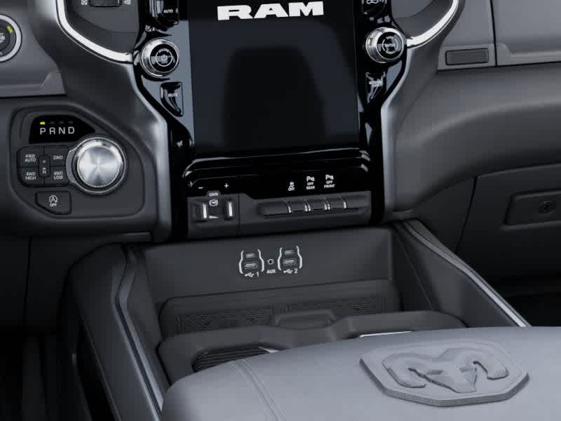 RAM 1500 de 2027, RAM 1500 LARAMIE, cabina doble, 4x4, caja de 5'7'