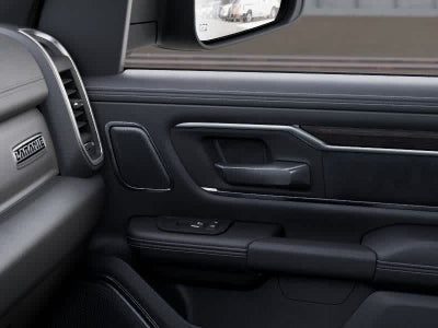 RAM 1500 de 2027, RAM 1500 LARAMIE, cabina doble, 4x4, caja de 5'7'
