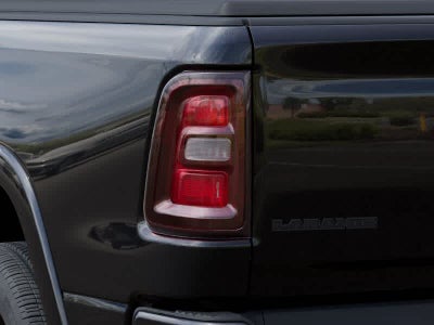 RAM 1500 de 2027, RAM 1500 LARAMIE, cabina doble, 4x4, caja de 5'7'