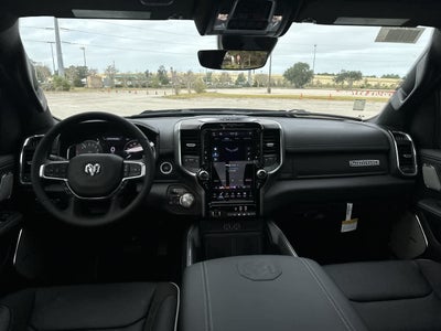 RAM 1500 de 2027, RAM 1500 LARAMIE, cabina doble, 4x4, caja de 5'7'