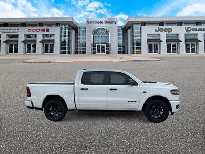 RAM 1500 de 2027, RAM 1500 LARAMIE, cabina doble, 4x4, caja de 5'7'