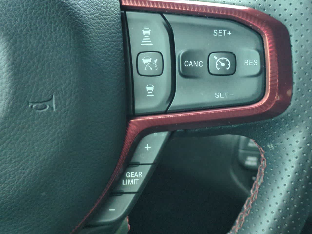 2025 RAM 1500 Rebel Cabina Doble 4x4 Caja de 5'7'