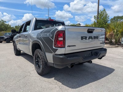 2025 RAM 1500 Rebel Cabina Doble 4x4 Caja de 5'7'