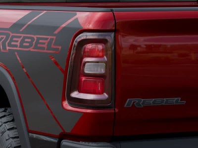 RAM 1500 de 2027, RAM 1500 REBEL, cabina doble, 4x4, caja de 5'7'